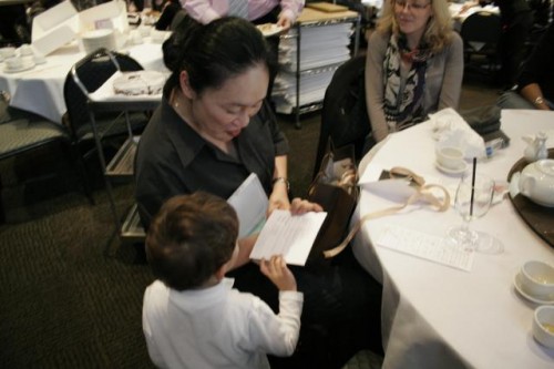 dane_helping_cc Dane helping Aunty Clara open presents